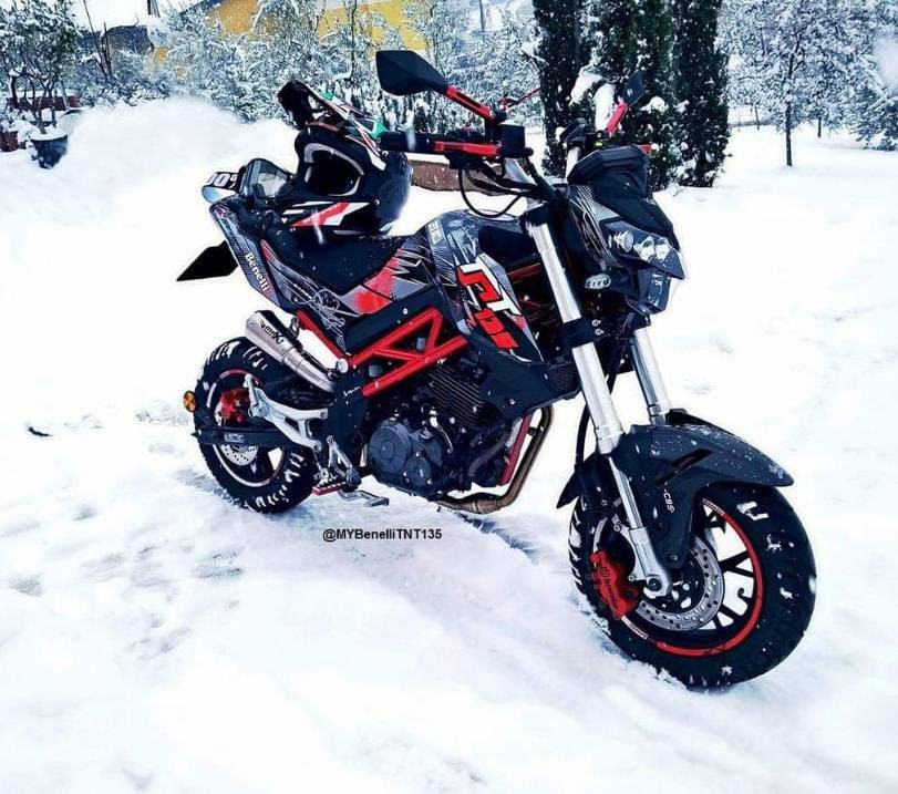 موتورسیکلت tnt135 در زمستان