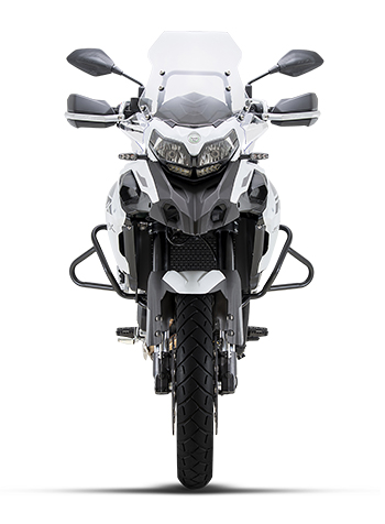 عکس موتورسیکلت بنلی مدل TRK502x از رو به روی موتور، سفید رنگ